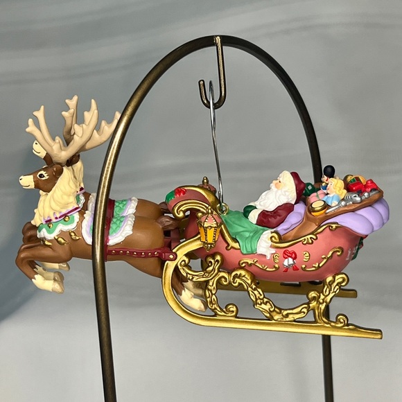 Hallmark Keepsake Ornaments Bundle of 4 IOB Like New - Picture 5 of 16